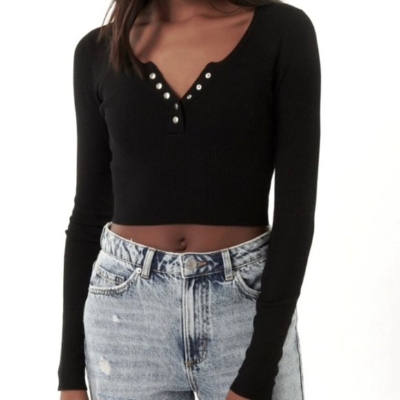 Garage Orange Henley Rib Knit Cropped Long Sleeve Tee Size Medium - Picture 2 of 8